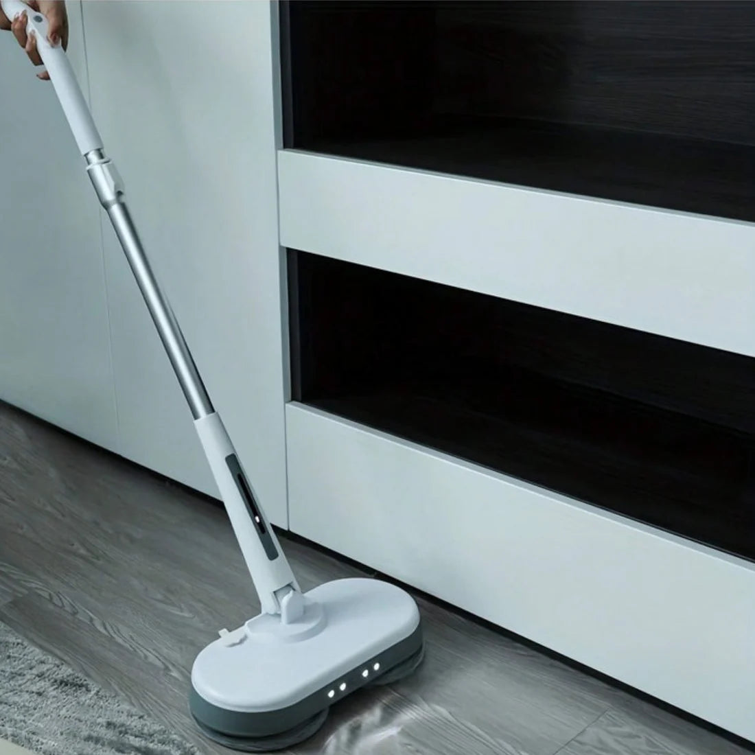 TurboClean 300™ - La única mopa eléctrica del mercado con tecnología turbo para eliminar la suciedad y los pelos 3 veces más rápido. (Hoy incluye 4 recambios GRATIS). tk